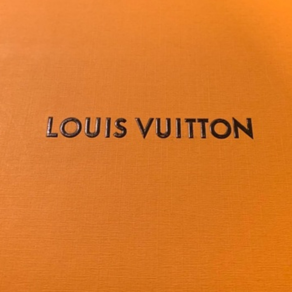 Authentic Louis Vuitton Men’s Black Taiga Wallet